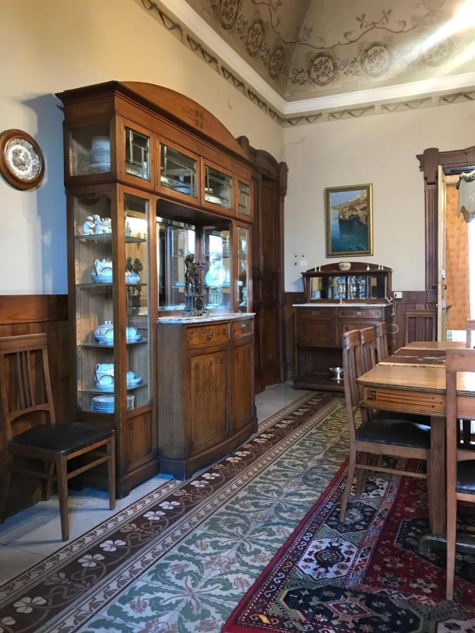 Palazzo De Bellis Vitti Nella Citta Delle Grotte Bed and Breakfast Castellana Grotte Buitenkant foto